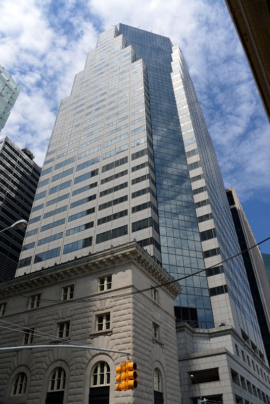 28-05 32 Old Slip One Financial Square Next To East River New York Financial District